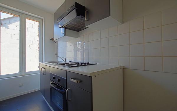 Maison à vendre    2 pièces •  Ham