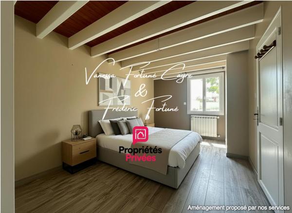 Coup de coeur Blanquefort (Caychac) : Maison en pierre de 1864, piscine & revenus solaires !