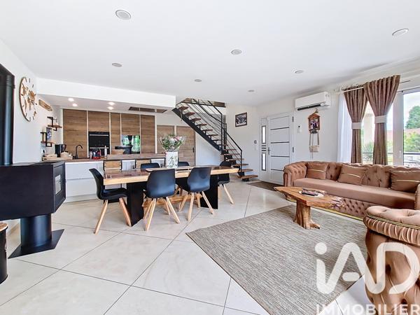 Maison à vendre 6 pièces 124 m² Forges-les-Bains