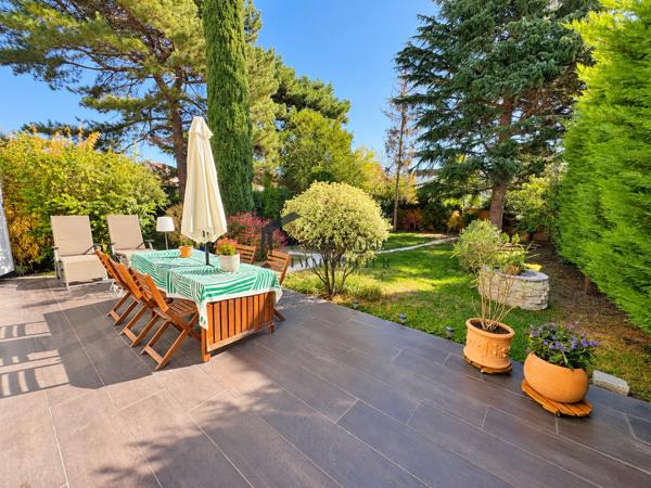 Pavillon 6 pièces 150m²