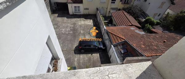 Vente                                                      Appartement
                        
                     2 pièces                      33 m2                     à Lourdes