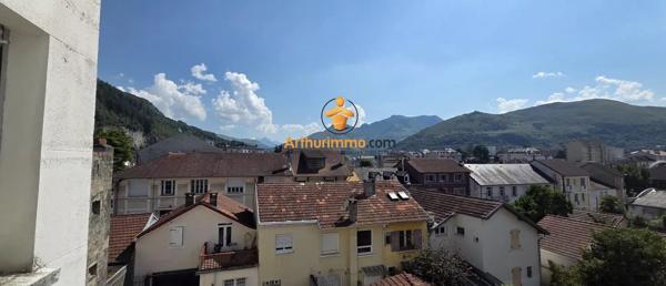 Vente                                                      Appartement
                        
                     2 pièces                      33 m2                     à Lourdes