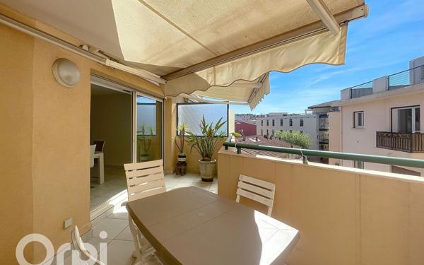 Appartement à vendre    4 pièces • 111,21 m2 Saint-Raphaël