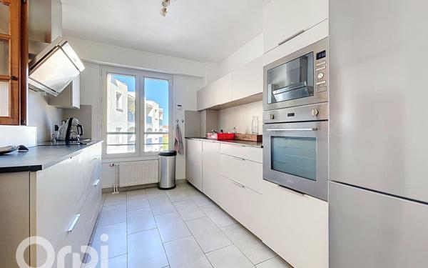 Appartement à vendre    4 pièces • 111,21 m2 Saint-Raphaël