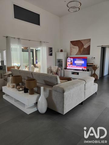 Maison à vendre 6 pièces 196,48 m² Saint-Martin-Petit