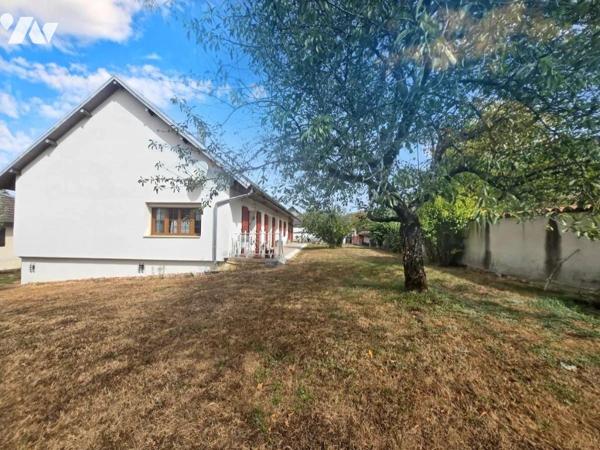 Maison de plain-pied de 137m² sur la commune de MACORNAY.