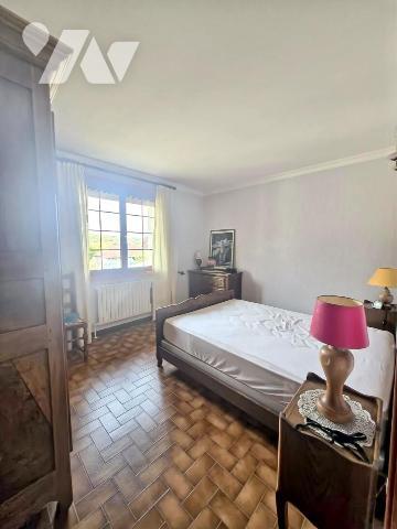 Maison de plain-pied de 137m² sur la commune de MACORNAY.