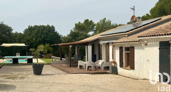 Maison à vendre 6 pièces 115 m² Saint-Maximin-la-Sainte-Baume