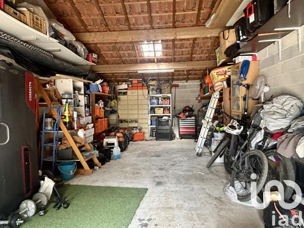 Maison à vendre 6 pièces 115 m² Saint-Maximin-la-Sainte-Baume