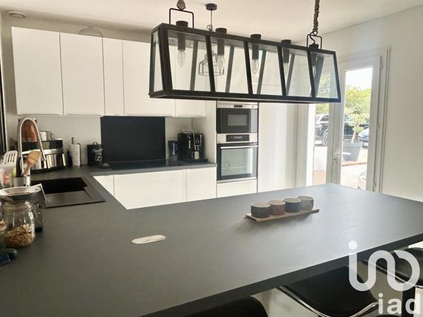 Maison à vendre 6 pièces 115 m² Saint-Maximin-la-Sainte-Baume