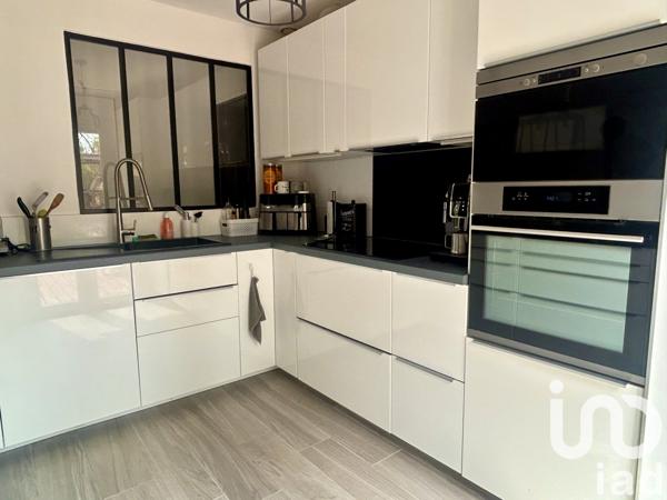 Maison à vendre 6 pièces 115 m² Saint-Maximin-la-Sainte-Baume