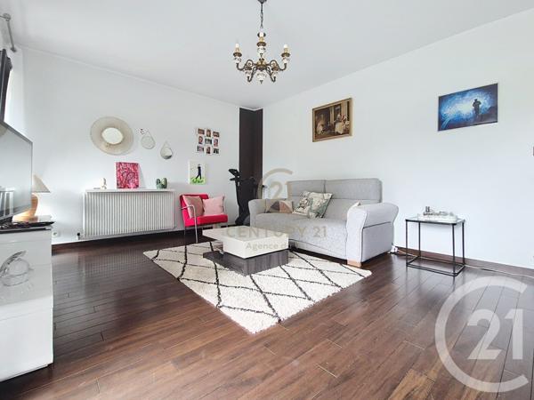 Appartement F3 à vendre  3 pièces - 66,74 m2 TORCY - 77