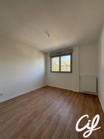 Appartement T4 LA CHAPELLE SUR ERDRE - 87.27 m2  1 161 Euros