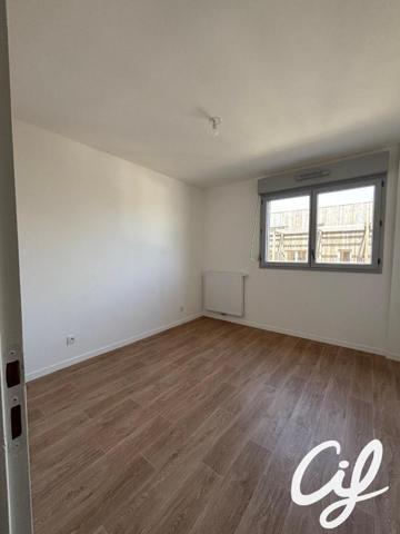 Appartement T4 LA CHAPELLE SUR ERDRE - 87.27 m2  1 161 Euros