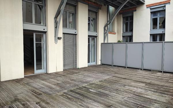 Appartement à louer    3 pièces • 102,51 m2 Saint-Étienne