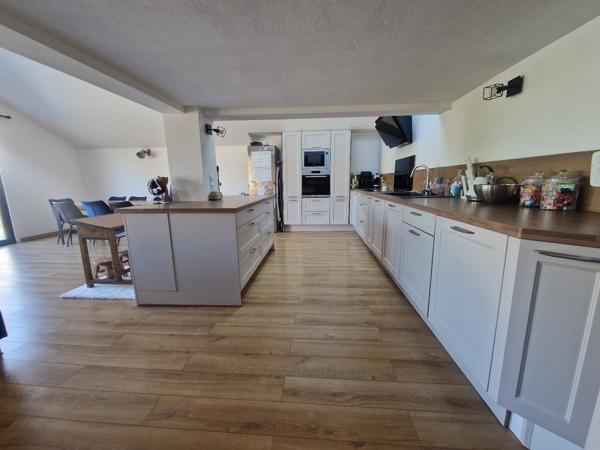 Maison à BREVAL (78980)