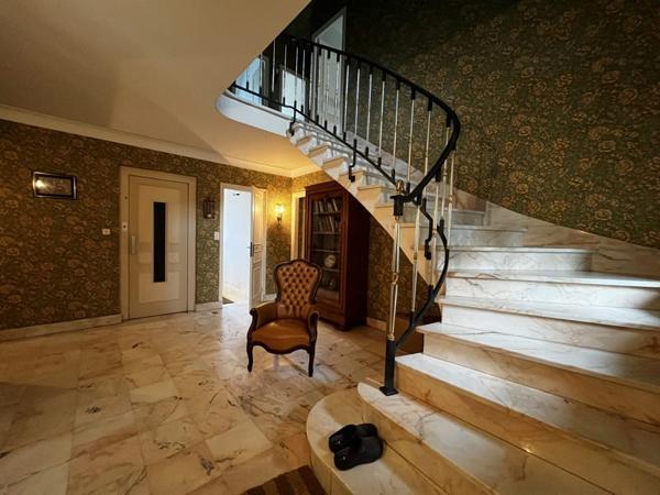 Maison à vendre |  Loperhet |  8 pièces | 214 m²