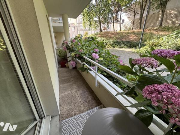 Appartement T2 avec terrasse et parking en sous-sol – Résidence recherchée d'Angers