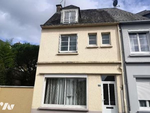 Maison centre-ville SAINT HILAIRE DU HARCOUET