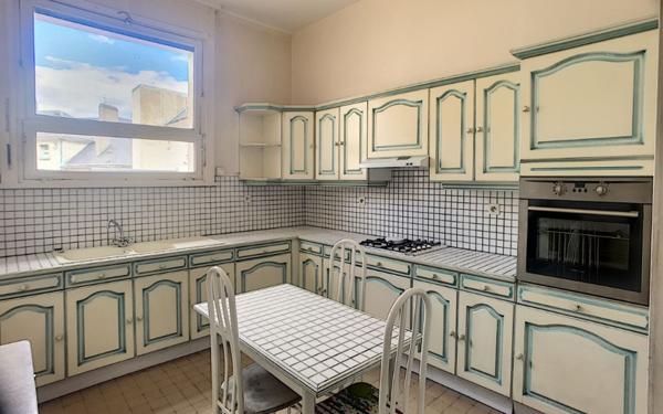 Appartement à louer    3 pièces • 104,43 m2 Orléans