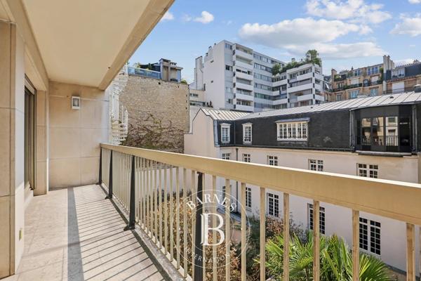 Paris 16ème, Appartement 1 Chambre -  55 m² à vendre