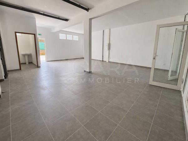 Location Local d'activités 1 Pièce(s) REMIRE-MONTJOLY (97354) 2 902 €