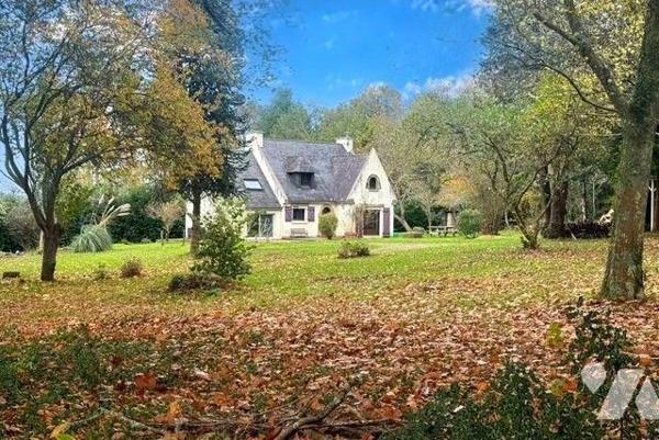 Maison à Vendre à Moëlan-sur-Mer (29350) en Finistère (29)

Située dans un cadre exceptionnel...