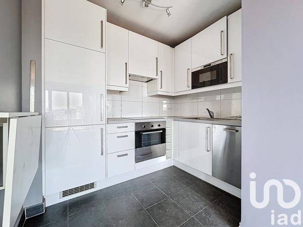 Appartement 3 pièces de 57 m² à Montreuil (93100)