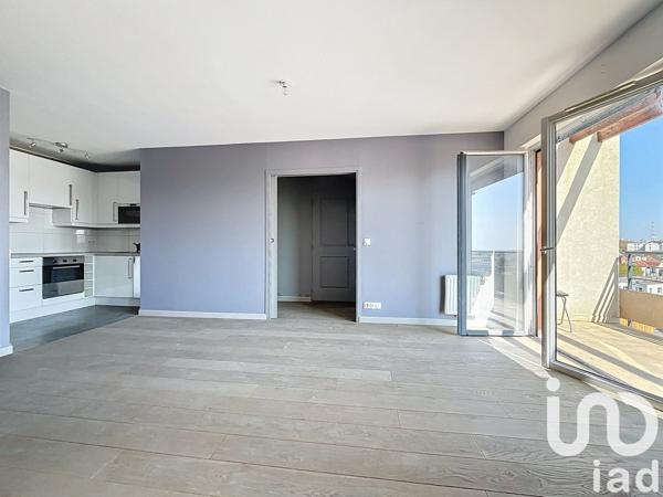 Appartement 3 pièces de 57 m² à Montreuil (93100)