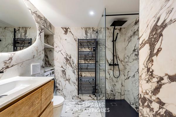 Appartement rénové au cachet de l’ancien préservé.