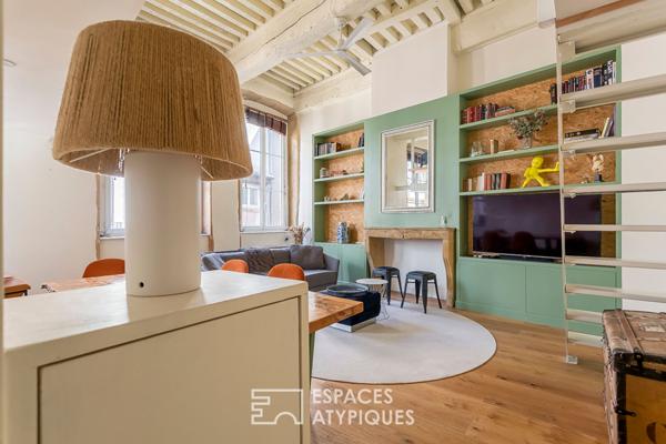Appartement rénové au cachet de l’ancien préservé.
