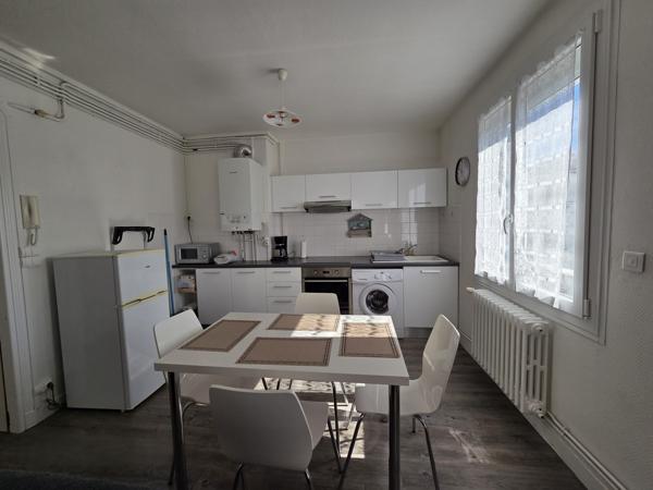 LORIENT Centre ville – Appartement 2 pièces meublé - Loyer toutes charges comprises