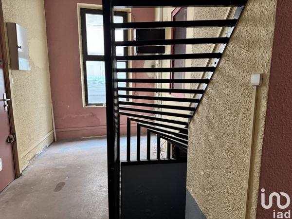 Location atelier 75 m² Toulon