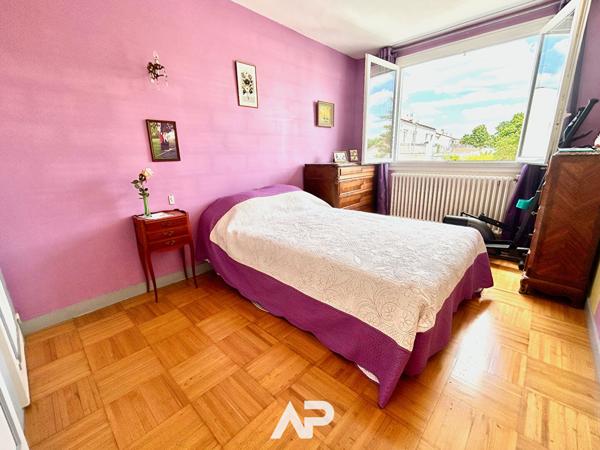 Maison 3 chambres + Potentiel - PERIGNY €388 500 ** - Référence MR582D3