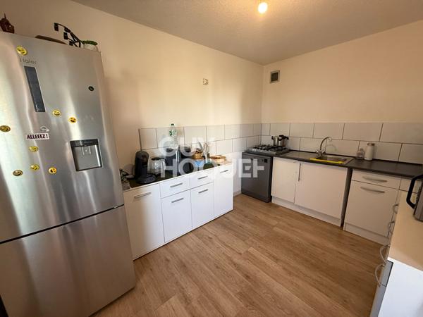 EXCLUSIVITE A vendre à Perpignan (66000) MOYEN VERNET Appartement F3 Loué avec terrasse cave et parking