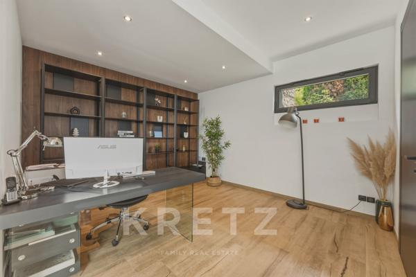 VÉTRAZ-MONTHOUX – VILLA PRESTIGE VUE GENÈVE & PISCINE À DÉBORDEMENT
