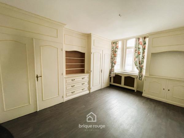 Bourgeoise à rénover 4 chambres - Centre ville BETHUNE