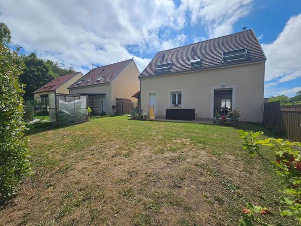 MAISON DE 2015, PROCHE TOUTES COMMODITÉS