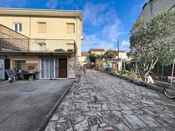 Maison spacieuse à Villeneuve-Saint-Georges, Idéale Famille Nombreuse ou Investisseur