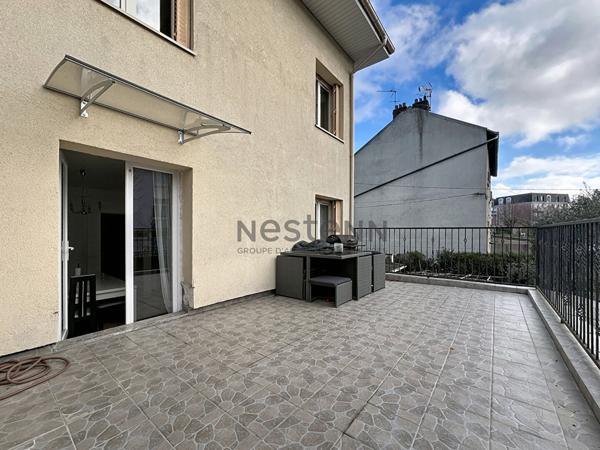 Maison spacieuse à Villeneuve-Saint-Georges, Idéale Famille Nombreuse ou Investisseur