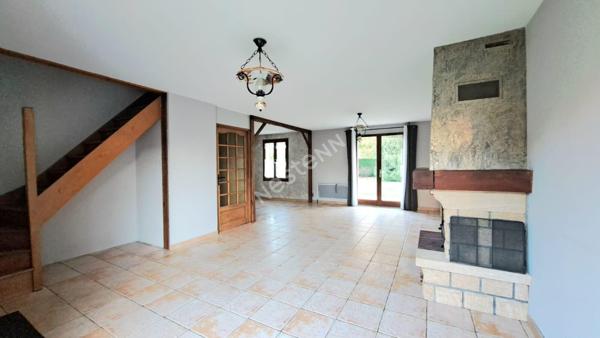 SEUGY MAISON 4 CHAMBRES BEAU TERRAIN