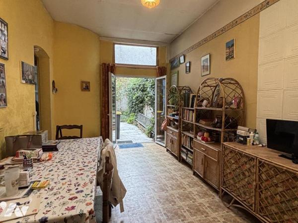 LILLE proche Sébastopol Maison ancienne de 170m² avec jardin 