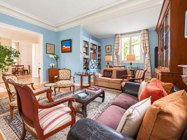 Maison Le Vésinet 9 pièces 191 m² Le vesinet