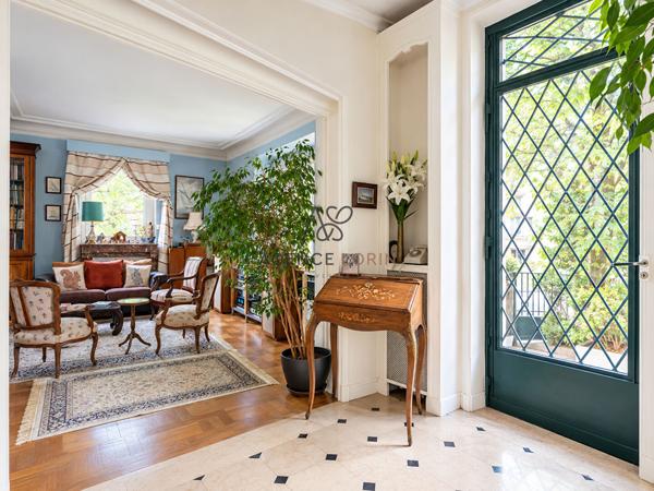 Maison Le Vésinet 9 pièces 191 m² Le vesinet