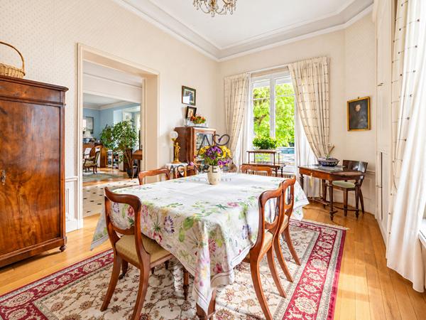 Maison Le Vésinet 9 pièces 191 m² Le vesinet