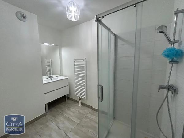 Appartement à louer 2 pièces 58.35m²