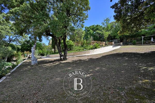 Montpellier, Maison 7 Chambres -  256 m² à vendre