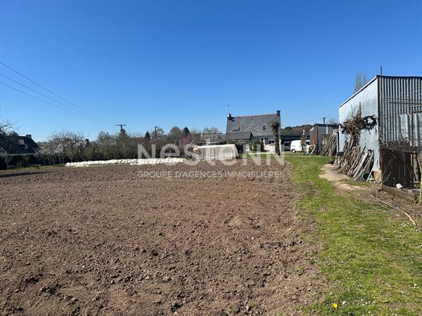 Terrain à Questembert, environ 750 m²