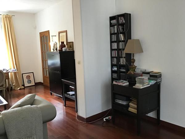 MAISON DE VILLE PROCHE DE TOUTES COMMODITES