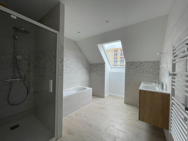 Maison Le Mans 8 pièce(s) 222 m2
